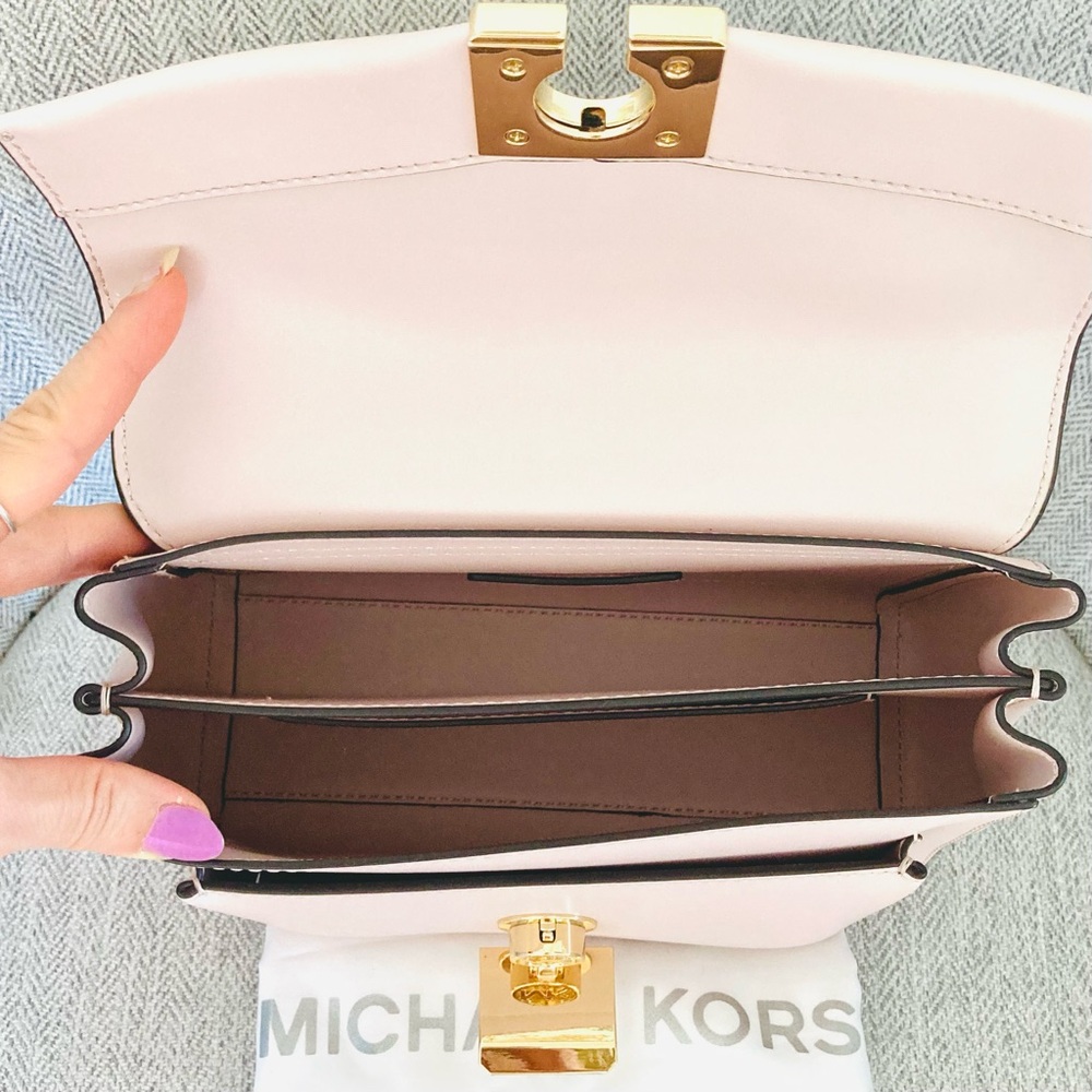 Michael Kors Flap Leather Crossbody Shoulder Chain Handbag - Picture 7 of 13